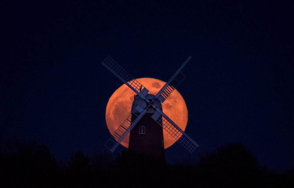 Wilton Windmill Moon, Craig Harvey
